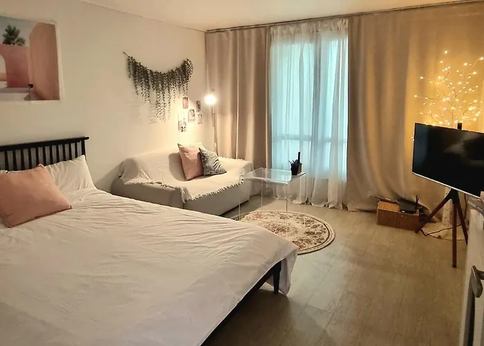 Cozy And Quiet Aesthetic On Line 2 *